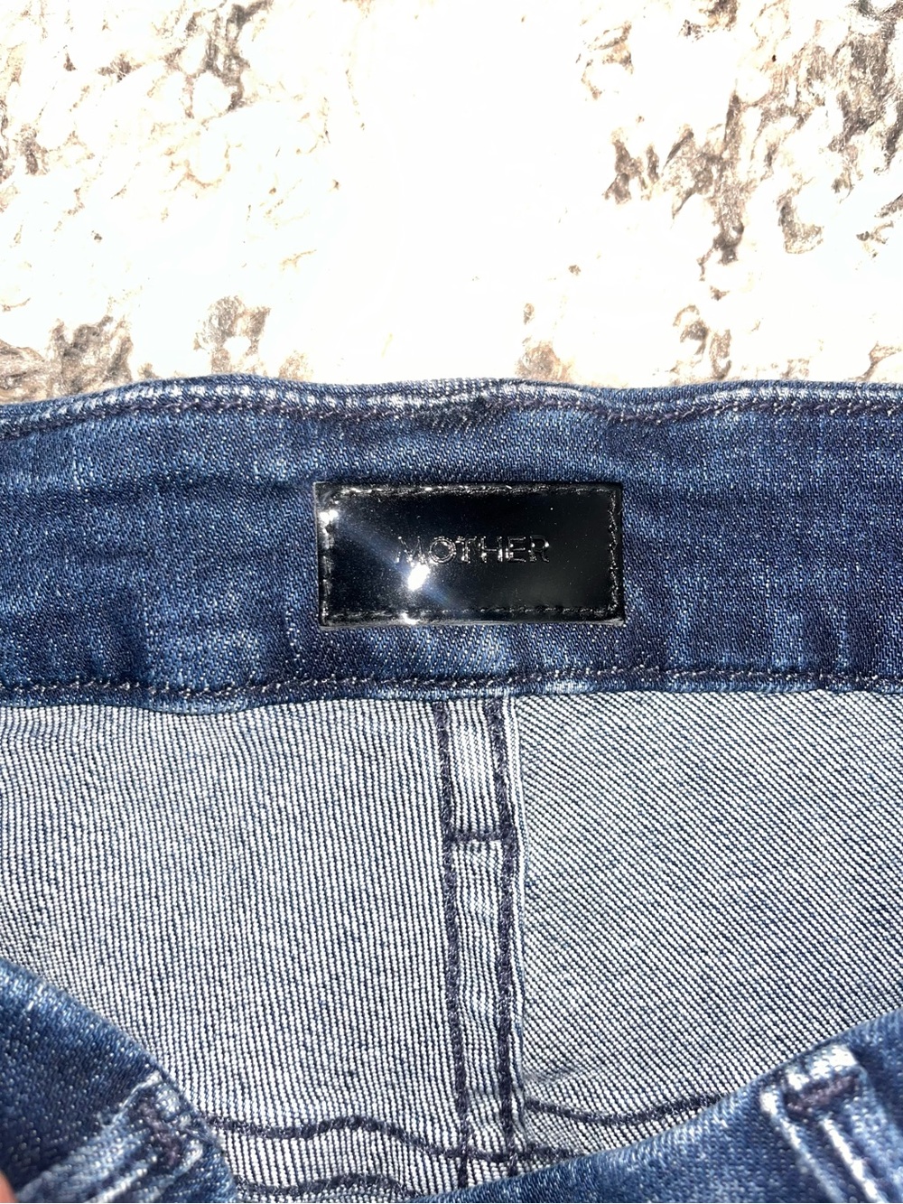 MOTHER high waisted looker Skinny Jeans in Dark Blue Wash - Picture 2 of 7